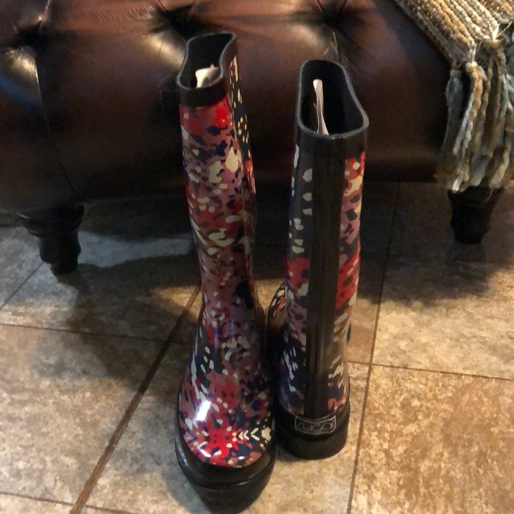 Rain boots